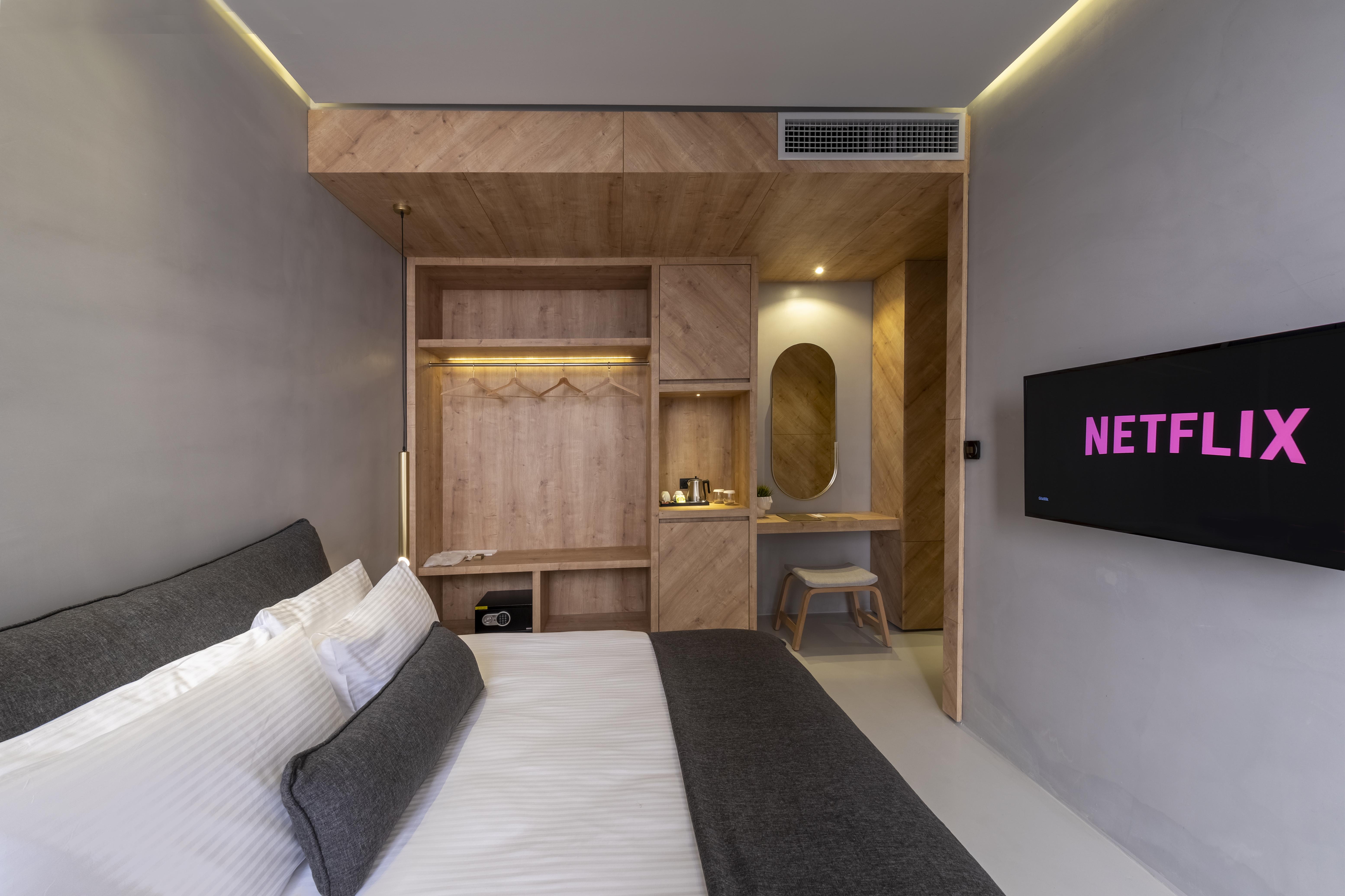Otel Ag 2*